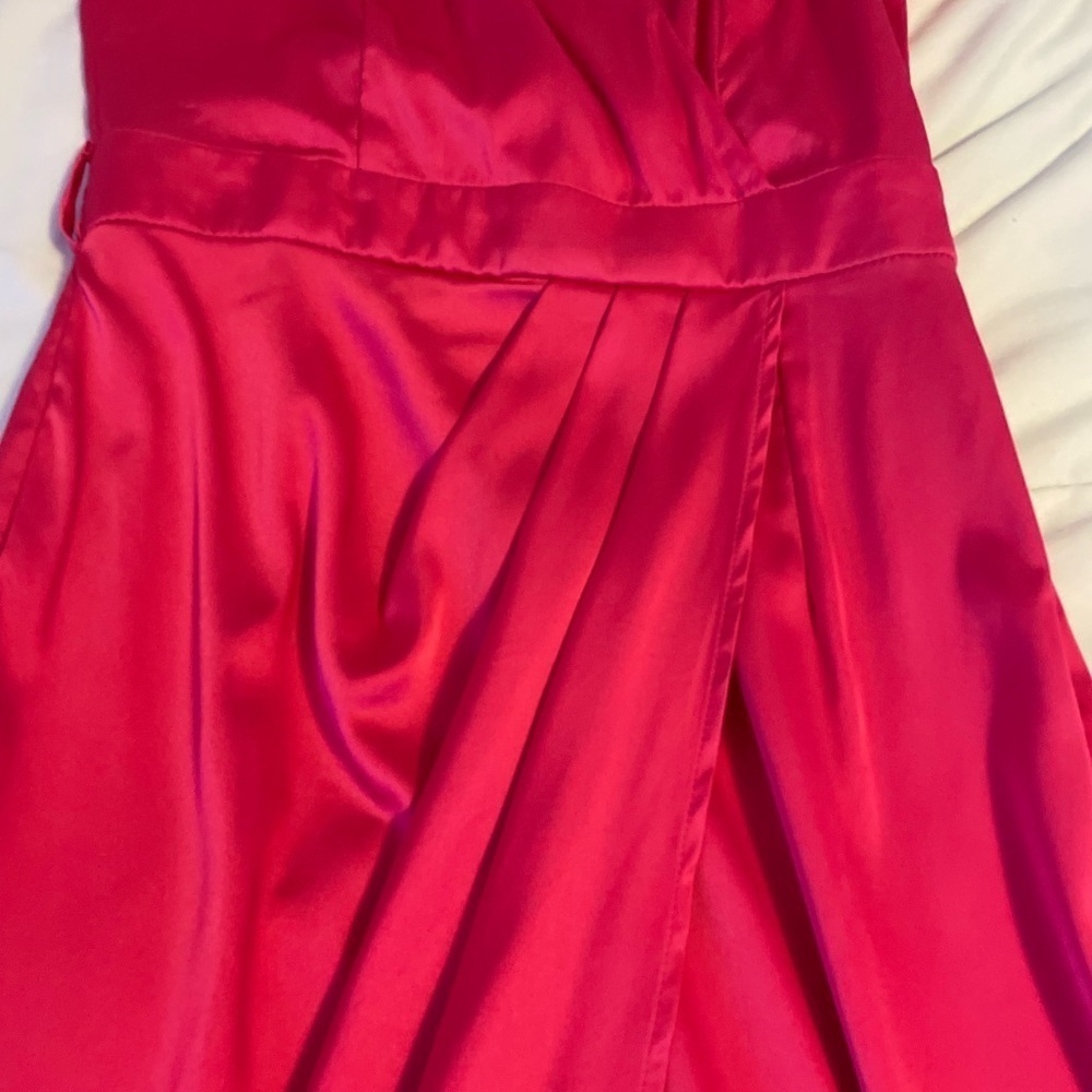 Satin Belted Ruched Slit Midi Dress - Picture 14 of 17